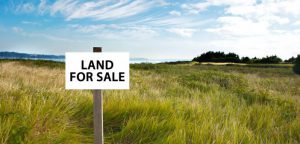 who is buying saskatchewan farmland