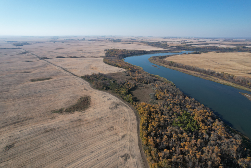Lot/Land along the Saskatchewan River