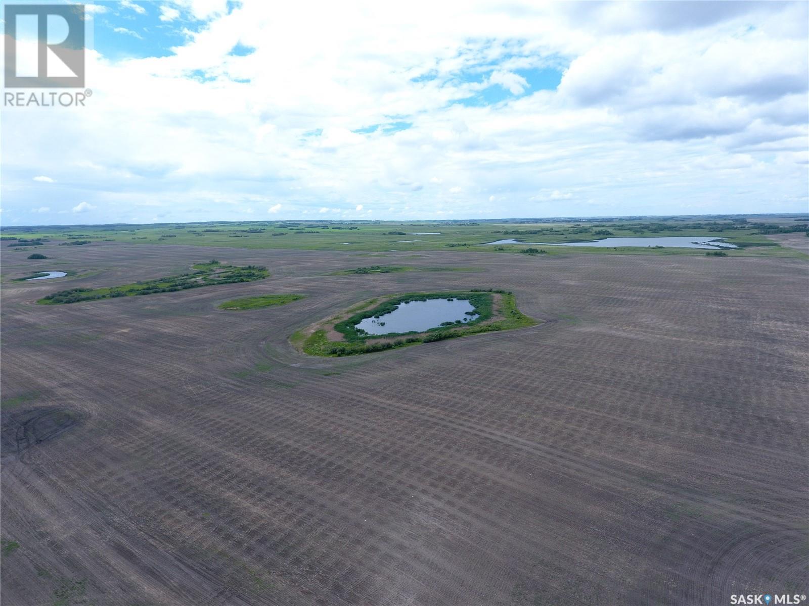 1/2 Grain land south Kipling, hazelwood rm no. 94, Saskatchewan