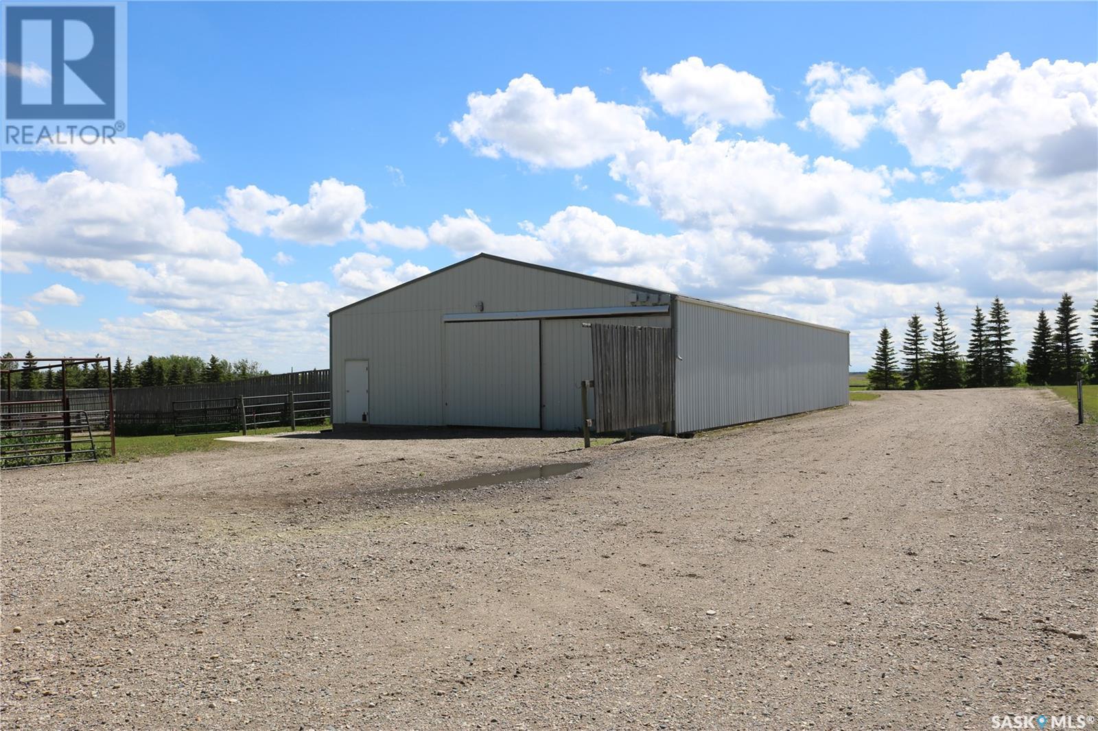 Young Farm, Martin Rm No. 122, Saskatchewan  S0G 4Z0 - Photo 38 - SK971697