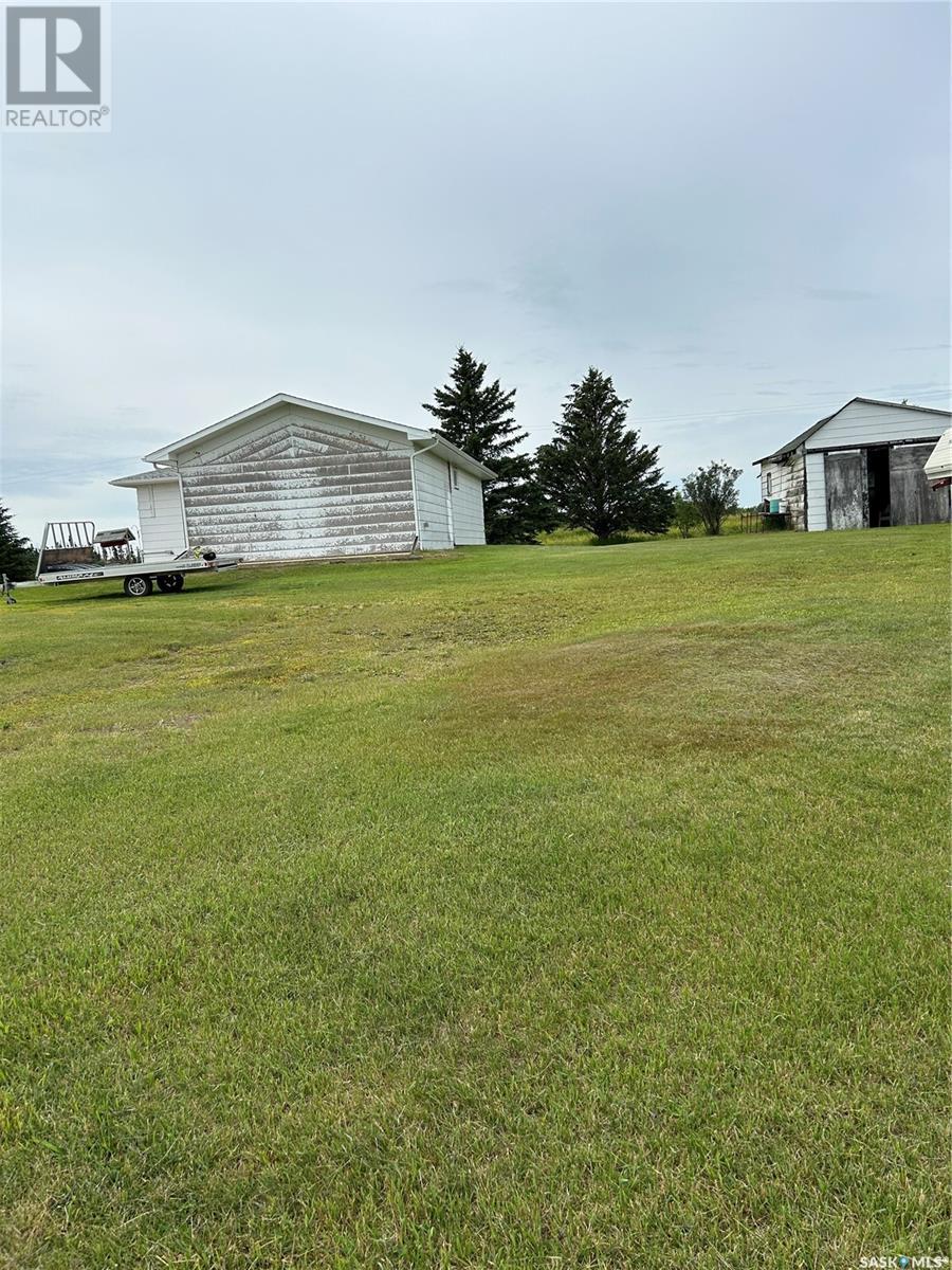 Pelly Farm, Livingston Rm No. 331, Saskatchewan  S0A 2Z0 - Photo 4 - SK976716