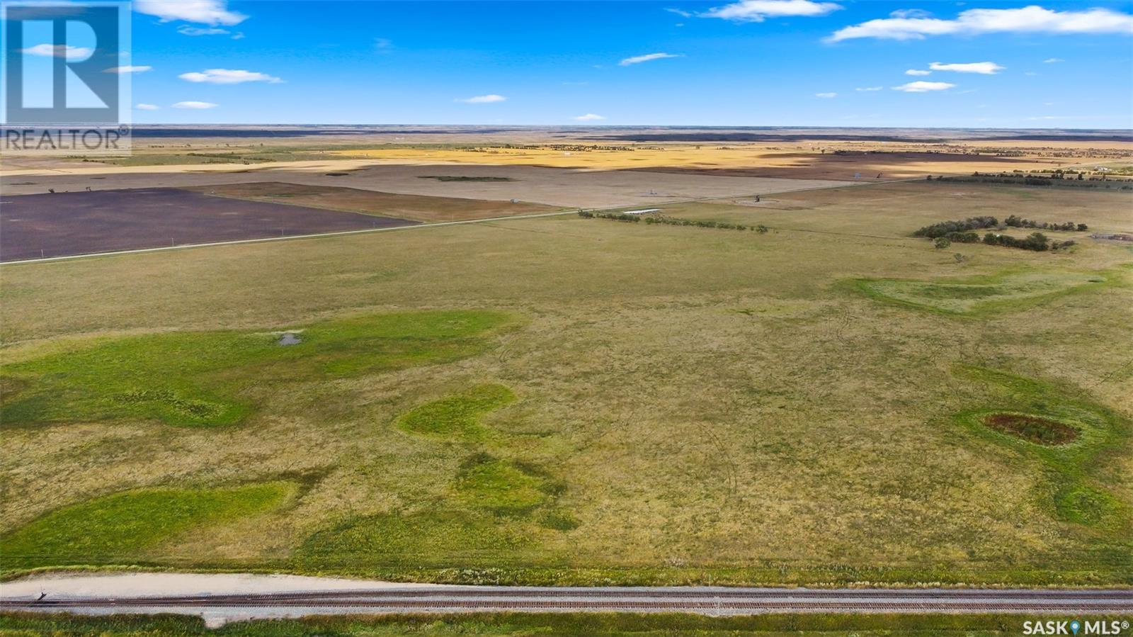 1 Quarter Grainland Near North Portal (Harris), Coalfields Rm No. 4, Saskatchewan  S0C 1W0 - Photo 7 - SK981142