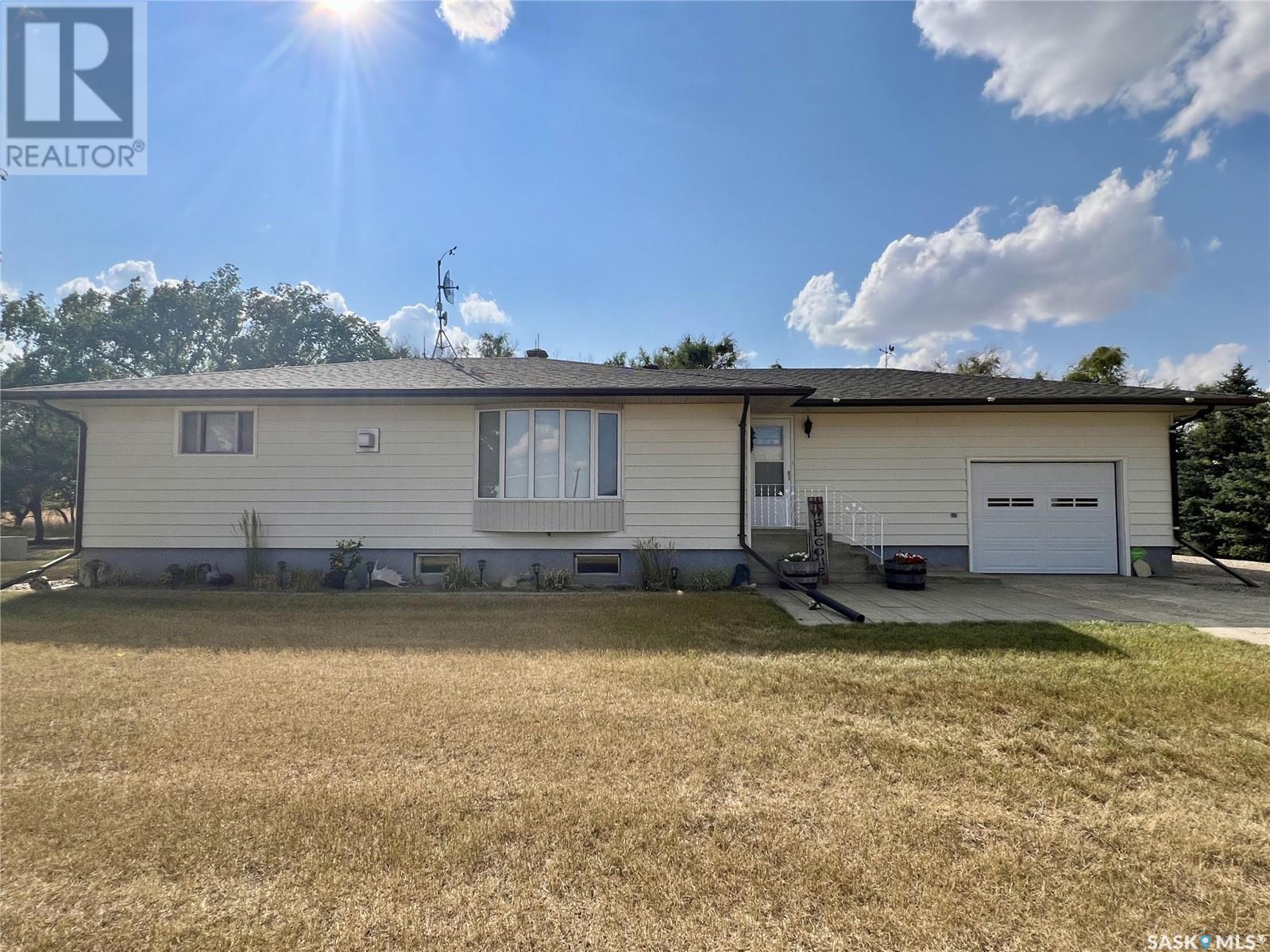 Biese Farm, Swift Current Rm No. 137, Saskatchewan  S9H 3W8 - Photo 2 - SK981189