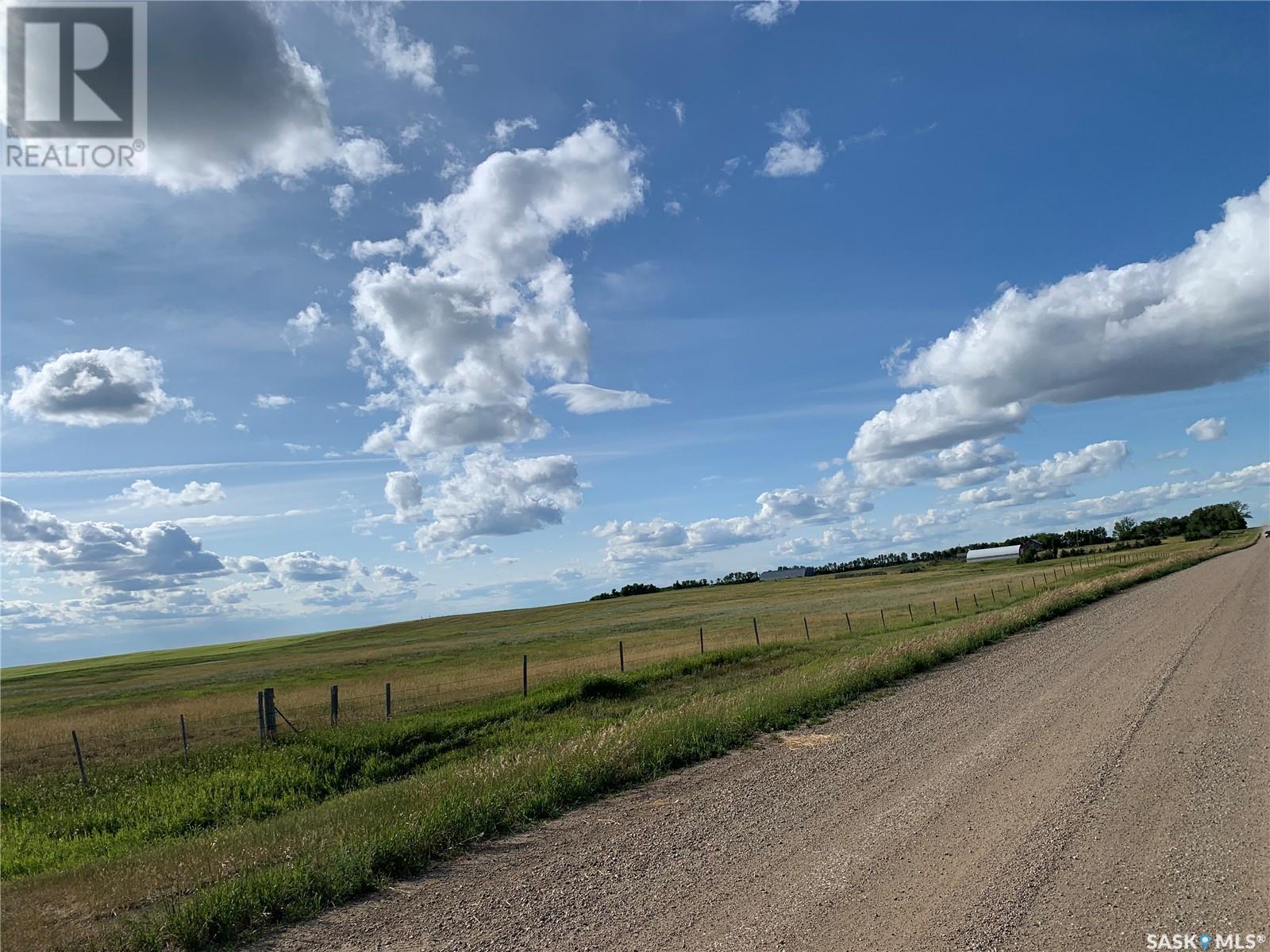 Rode Farm, Excelsior Rm No. 166, Saskatchewan  S0H 3S0 - Photo 2 - SK984522