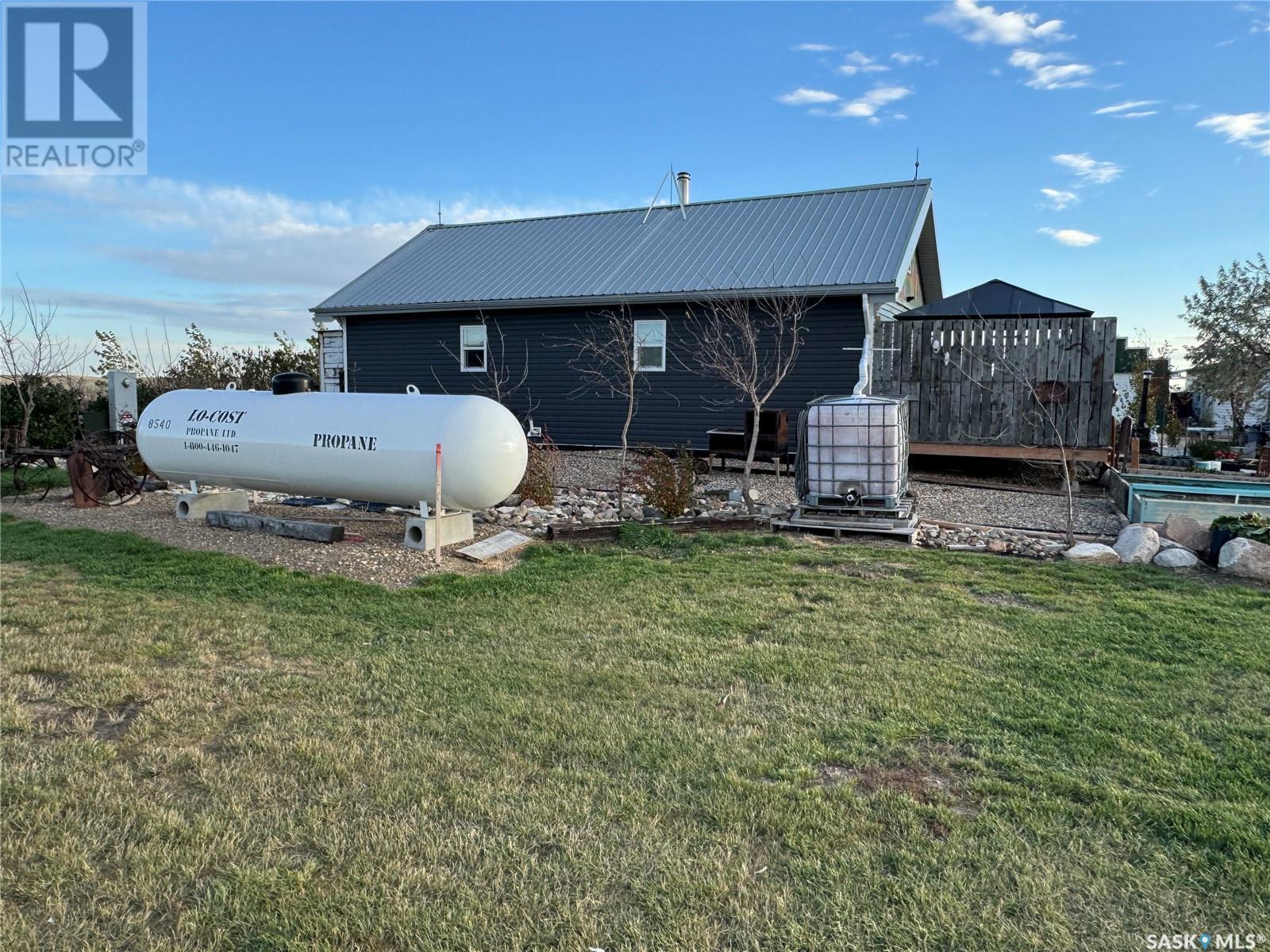 Fischer Farm, Enterprise Rm No. 142, Saskatchewan  S0N 2E0 - Photo 32 - SK990688