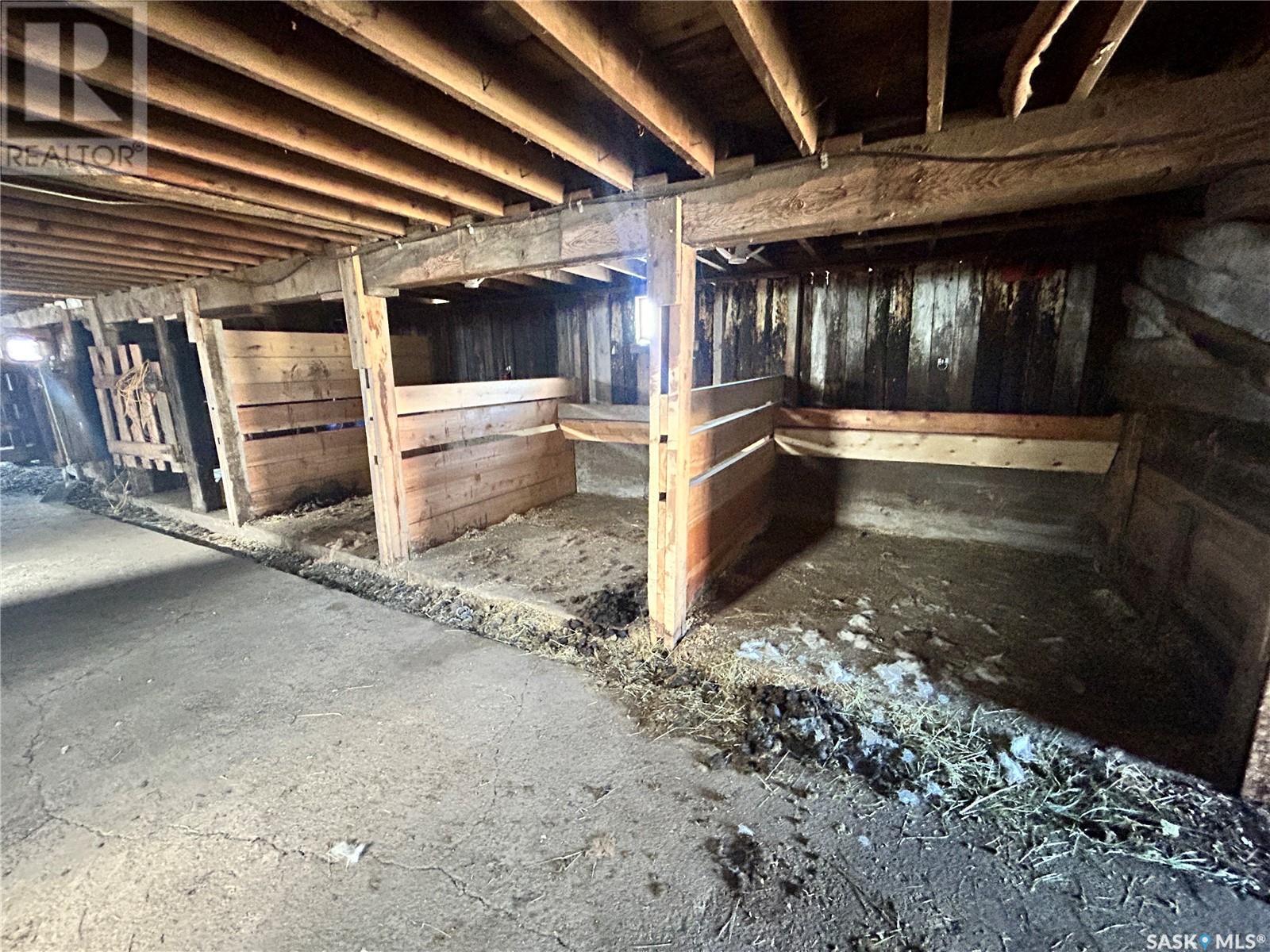 Hazel Cliff Ranch, Spy Hill Rm No. 152, Saskatchewan  S0A 2A0 - Photo 10 - SK004301