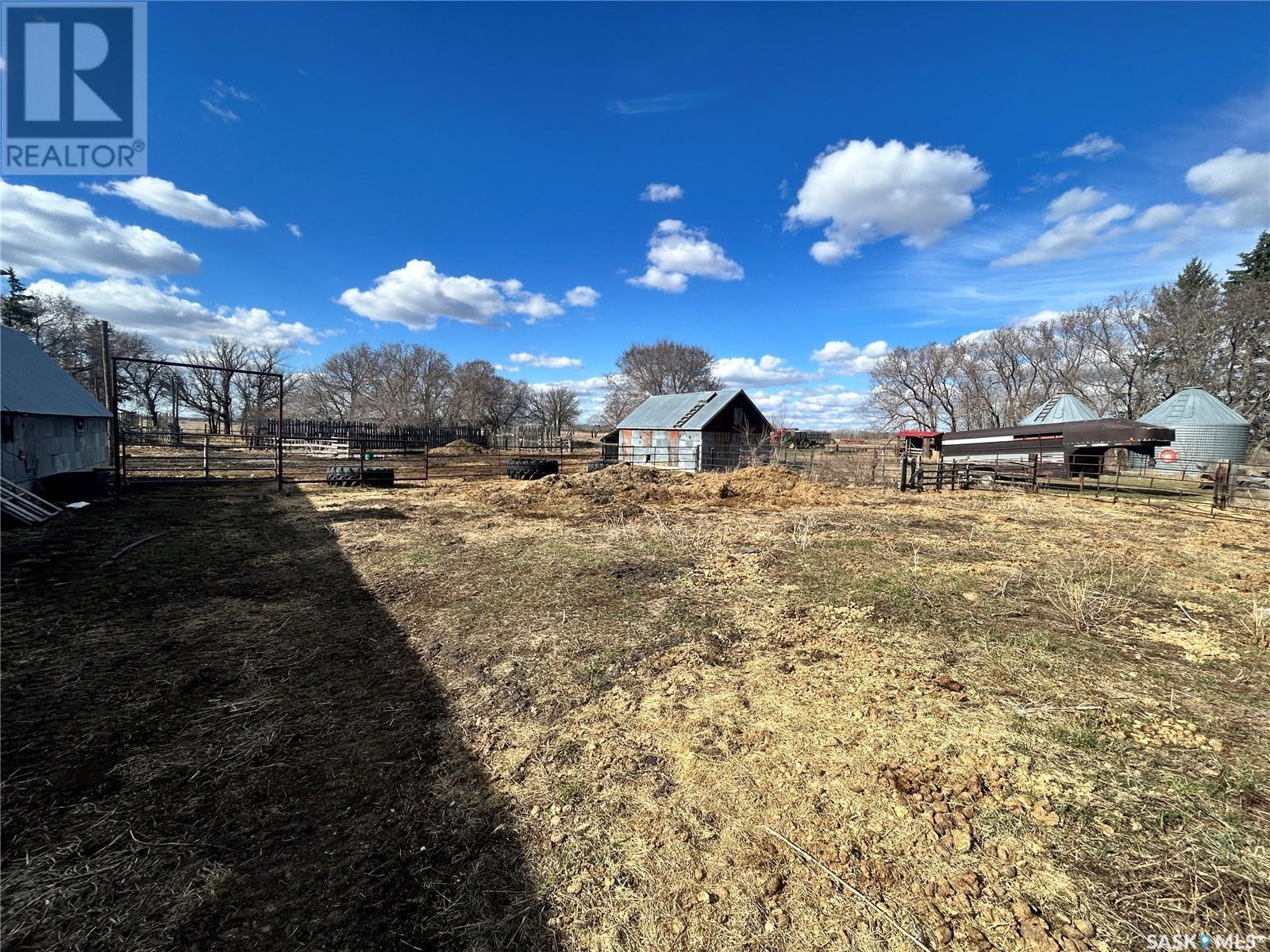Hazel Cliff Ranch, Spy Hill Rm No. 152, Saskatchewan  S0A 2A0 - Photo 11 - SK004301