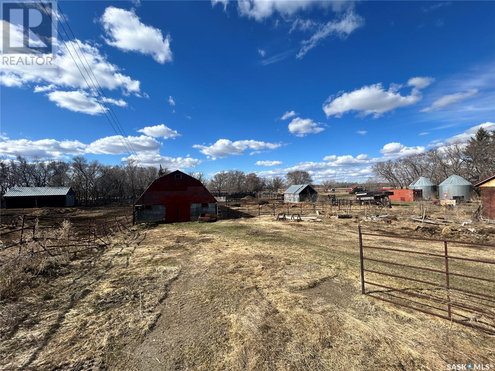 Hazel Cliff Ranch, Spy Hill Rm No. 152, Saskatchewan  S0A 2A0 - Photo 6 - SK004301