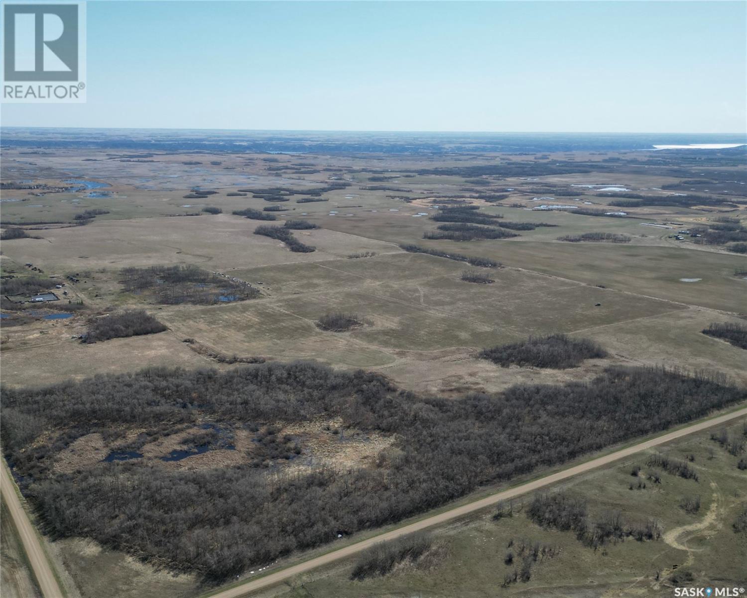 Winterfell Farm, Lipton Rm No. 217, Saskatchewan  S0G 1S0 - Photo 2 - SK004556
