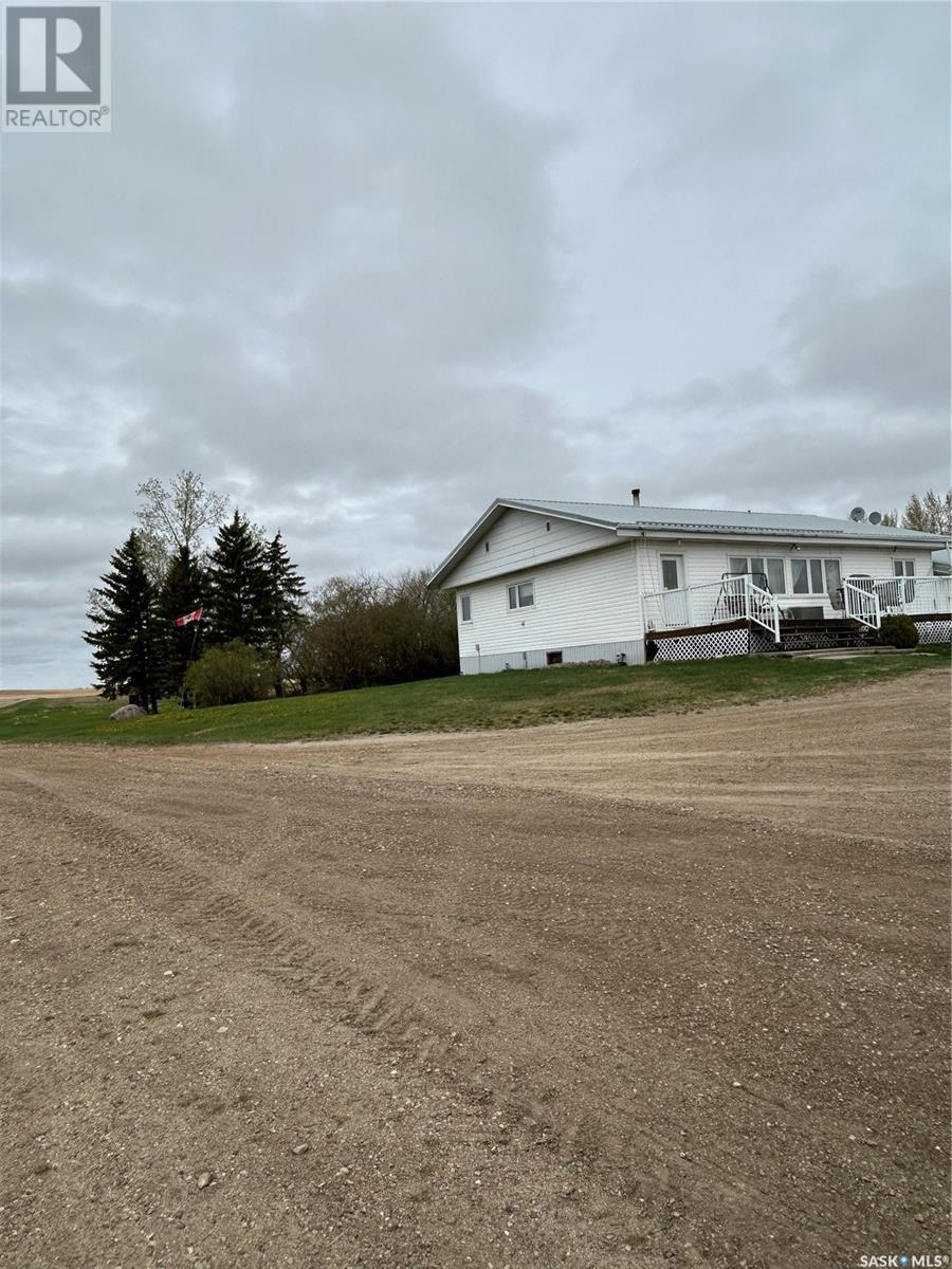 <div class="slider-price">$625,000</div><p>Bolen Farm, Kellross Rm No. 247, Saskatchewan</p>