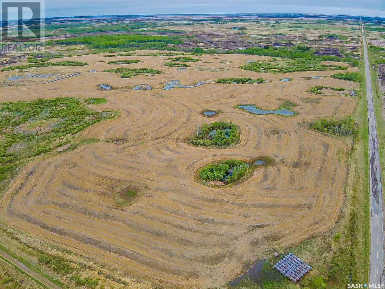 <div class="slider-price">$449,900</div><p>159.22 Acres Rm Calder, Calder Rm No. 241, Saskatchewan</p>
